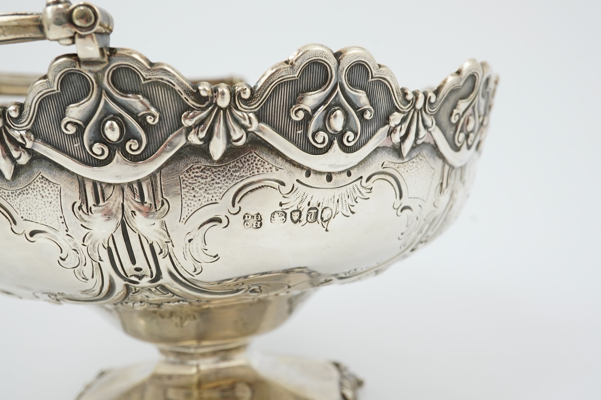 A Victorian silver circular basket, by Daniel & Charles Houle